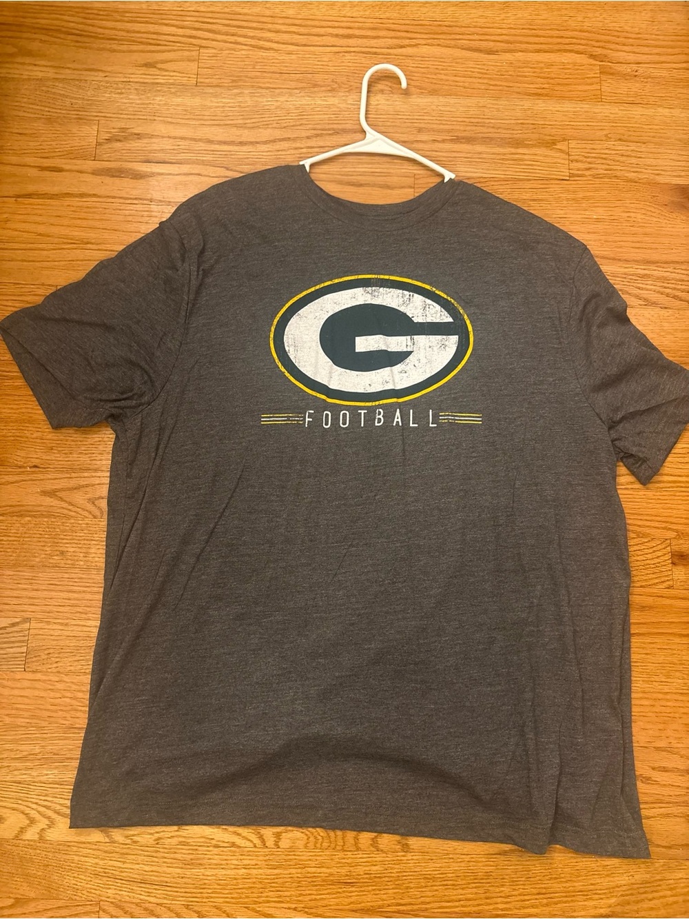Brand new Men’s XXL Greenbay Packers NFL Greenbay Packers short sleeve shirt